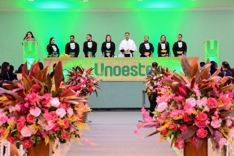 Unoeste realizou cerimônia de colação de grau dos Cursos Técnicos