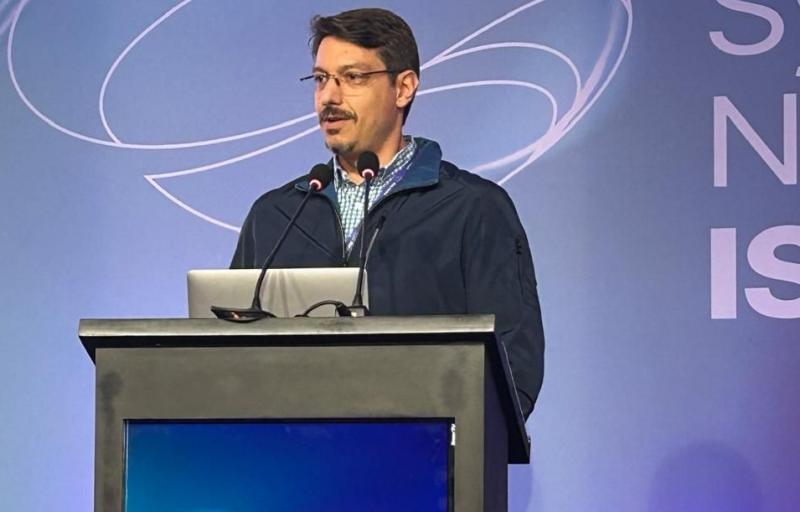 Dr. Renato Tosello, no VII International Symposium of Neuroradiology, em São Paulo