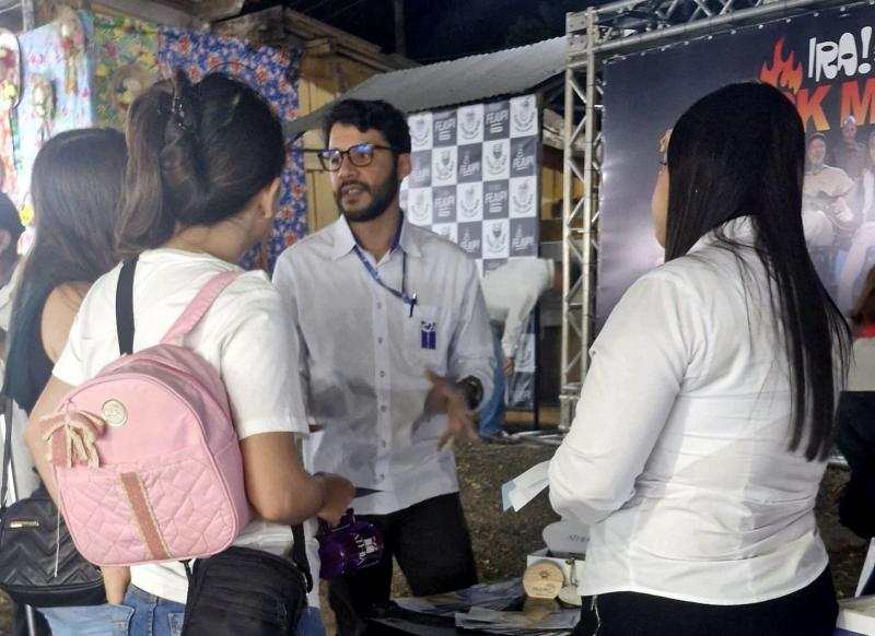 Durante os 4 dias, 20 colaboradores apresentaram ao público os serviços ofertados pelo Grupo Athia