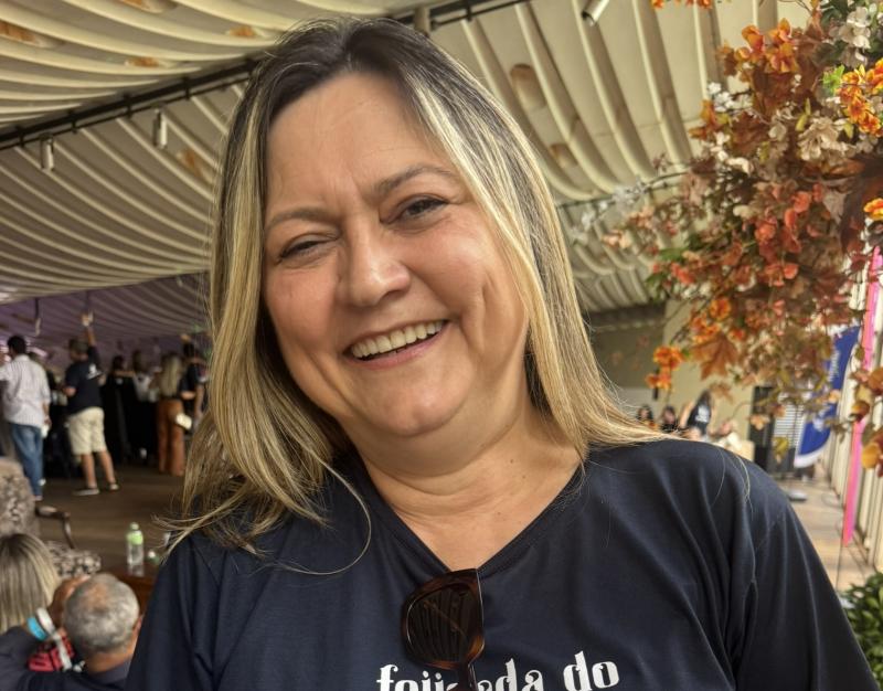 Alessandra Batista, diretora social do Tênis Clube