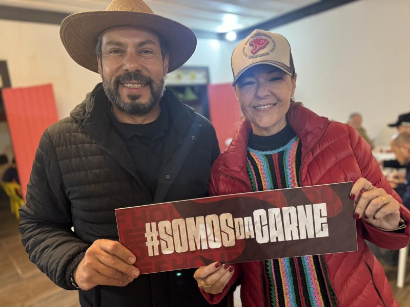 Ailton Barbosa e Carla Tuccilio, organizadores da Feicorte