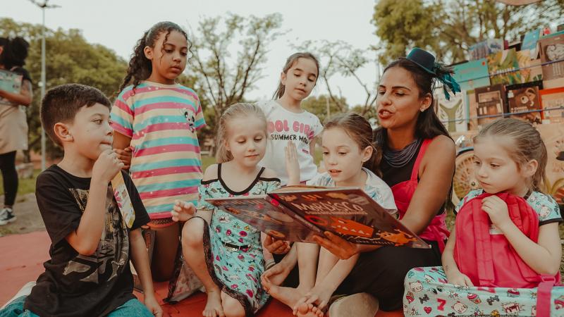 Ana Paula Carneiro, autora do livro “Histórias que o tempo sobrou...”