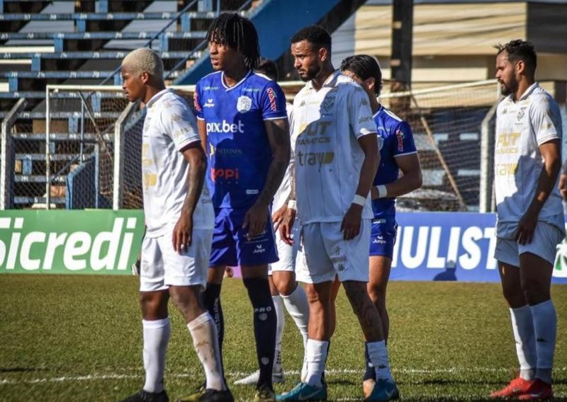 Monte Azul e Grêmio abriram a rodada 6 da Copa Paulista na tarde de hoje, no Estádio Otacília Patrícia Arroyo