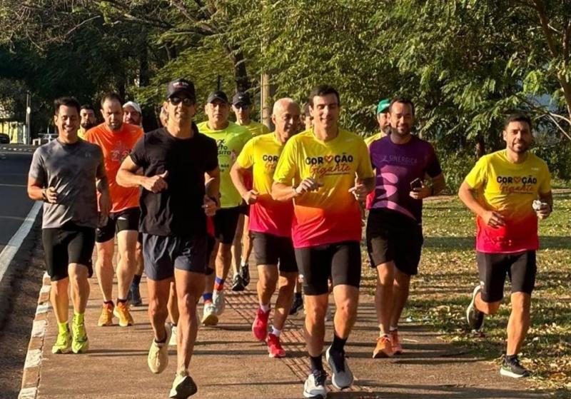 Às 6h30, grupo de pacientes e alunos mais experientes em corrida participará de um treinamento funcional e orientações técnicas com as assessorias esportivas Run4You e CRV Sports Science, parceiras da ação