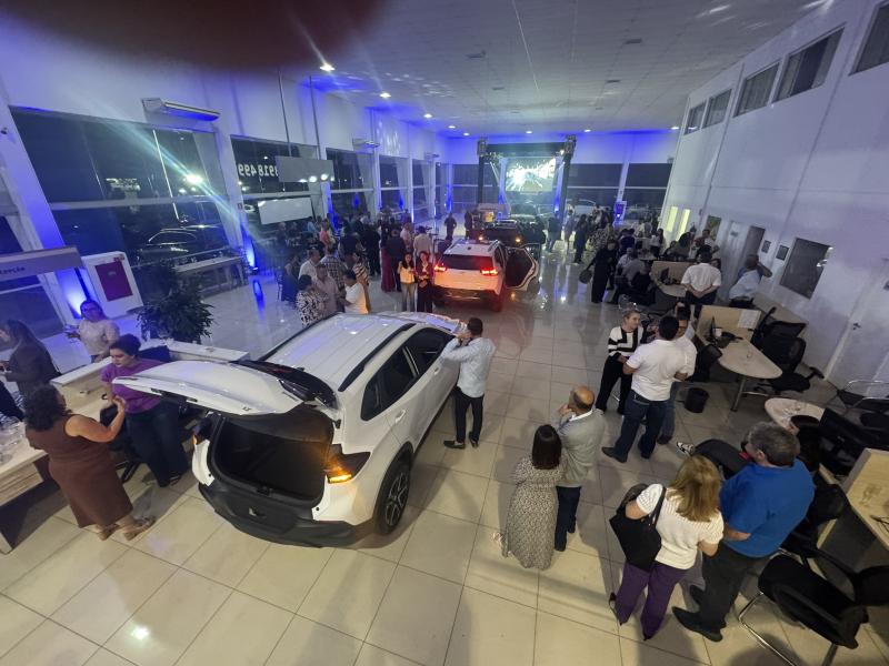 Concessionária Autoeste em festa, no lançamento da nova SUV Tracker