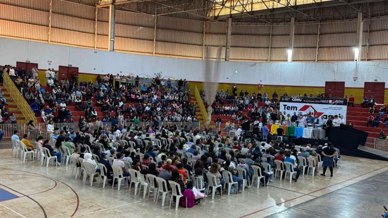 Sorteio foi realizado no Ginásio de Esportes da cidade