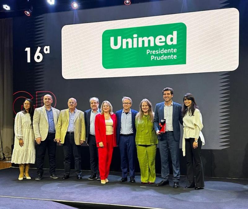 Diretores da Unimed Prudente recebem o Great Plate To Work - consolidando sua posição como referência em gestão de pessoas e retenção de talentos