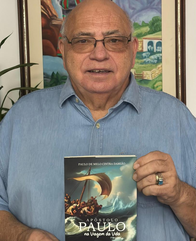 Pastor Paulo Damião apresenta capa do seu novo livro, que será lançado dia 23 de agosto