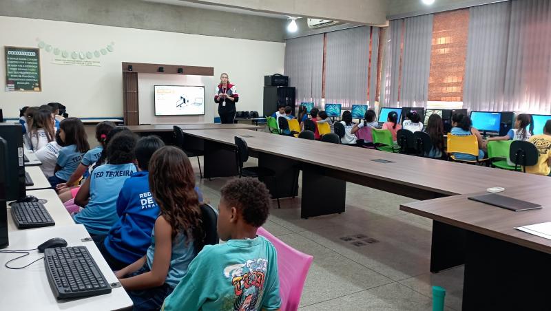 Aula inaugural do curso de Programação e Robótica