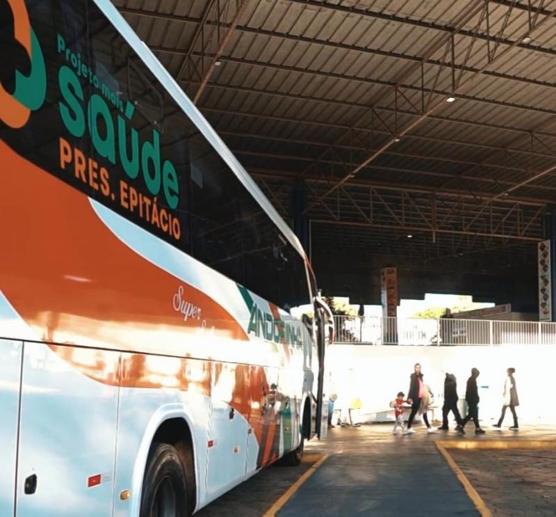 Projeto Mais Saúde de Epitácio oferece dois ônibus para levar pacientes para atendimento médico em Prudente