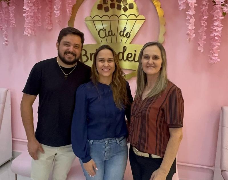 Os proprietários, Rafael Motta, Juliana Naldi e Nilce Naldi