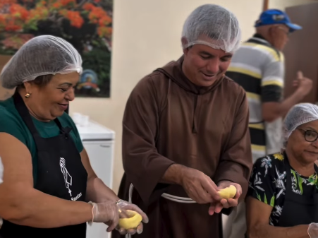 Cardápio com várias delícias típicas que já está sendo preparado em Pirapozinho