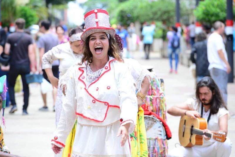 Objetivo é oferecer projetos e ações culturais à população
