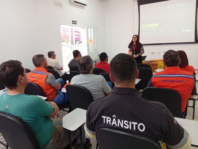 Atividade foi realizada no Quartel do Corpo de Bombeiros, em Prudente, nesta quinta-feira