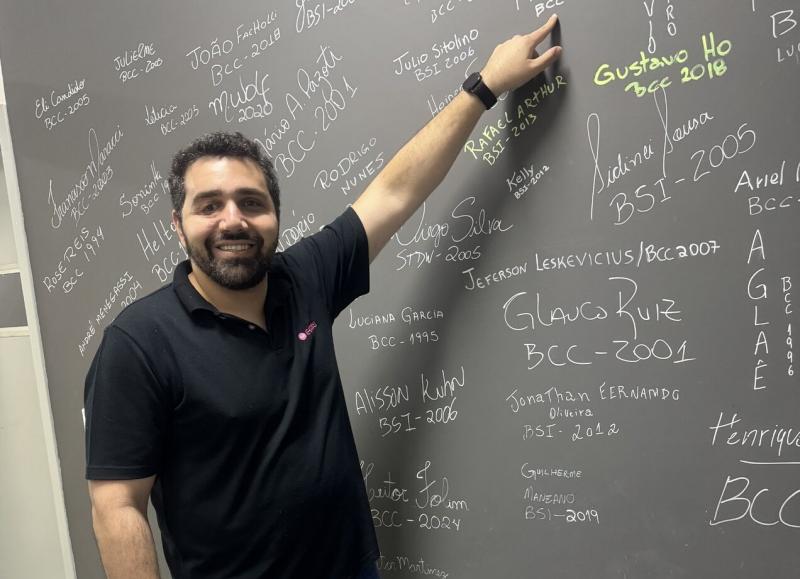 Felipe Nisrallah Saab é CEO da e-CROSS, empresa de e-commerce global