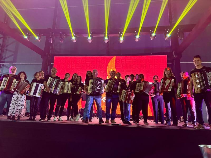 Com 30 integrantes, Orquestra Sanfônica vai levar no repertório clássicos da música sertaneja 