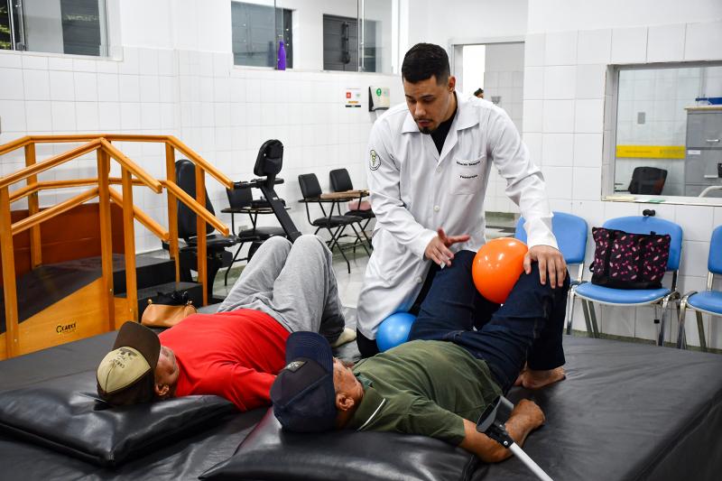 Atendimentos voltados à neurologia ajudam público idoso