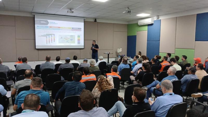 Encontro foi promovido pela Energisa Sul-Sudeste e Defesa Civil, em Prudente