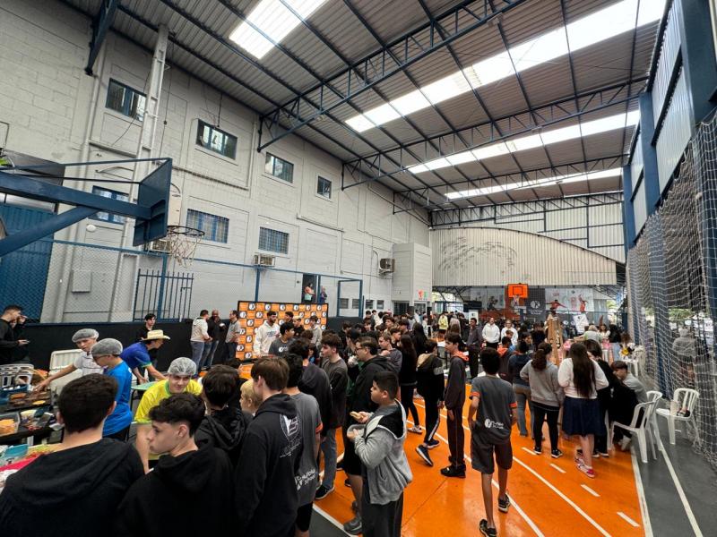Visitantes terão contato com serviços e produtos criados pelos estudantes