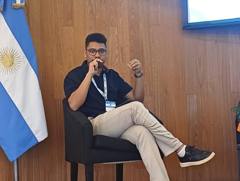 Helber Henrique Guedes apresentou ontem o projeto “Democratizando a Cidade: Diálogos e Participação Comunitária”