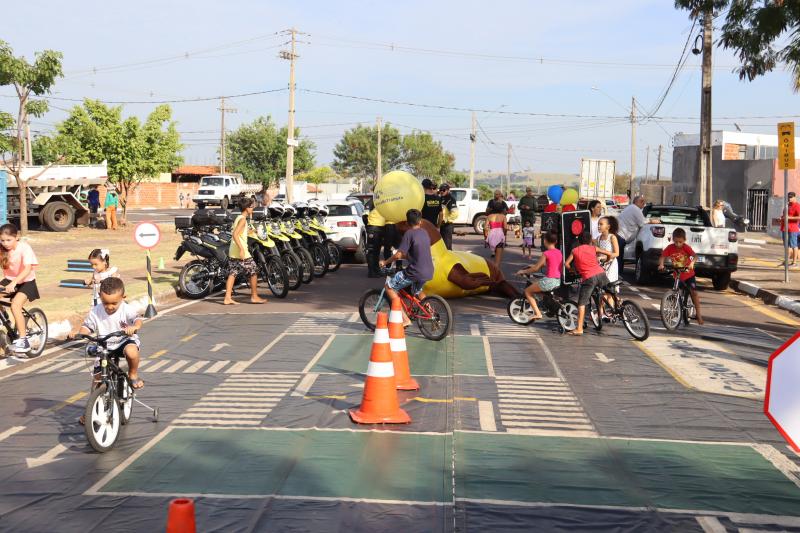 Serviços de saúde, cultura, lazer, esporte e meio ambiente ocorrem neste domingo