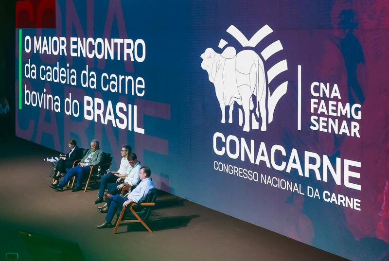 Foram dois dias de debates e encontros que reuniram produtores, especialistas e representantes internacionais do setor da carne 