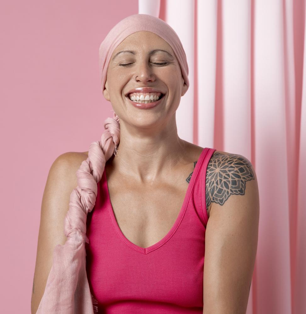 Outubro Rosa visa conscientizar sobre câncer de mama