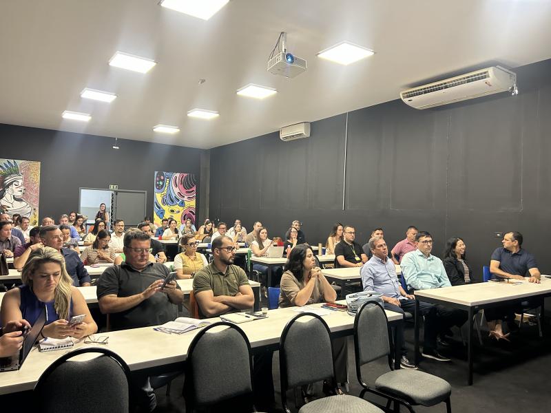 Reunião sobre implantação do SAMU na região ocorreu nesta terça, em Prudente