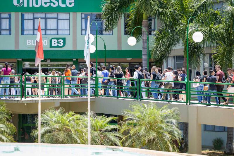 Unoeste completa 53 anos de atividades