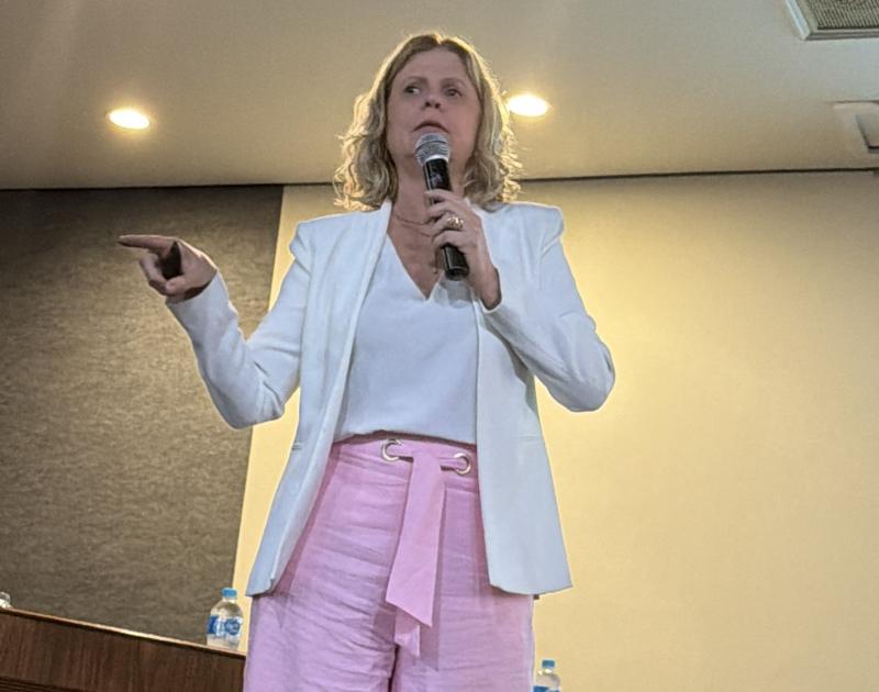 Dra. Luciane Schadeck, cardiologista