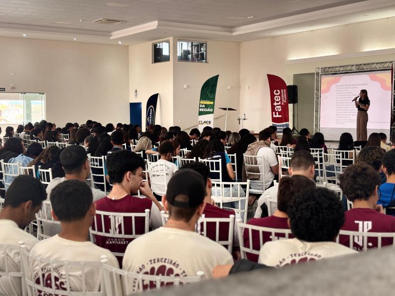 Aulão do Enem reuniu mais de 450 estudantes