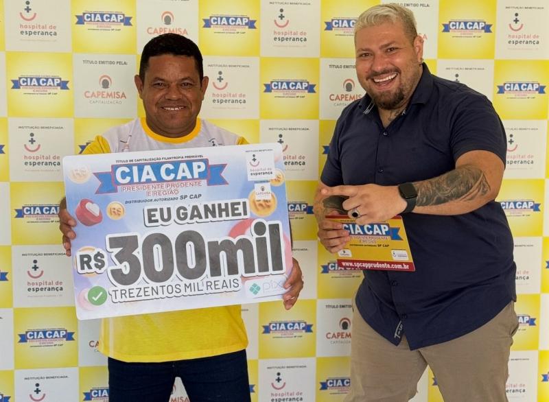 Márcio, o churrasqueiro mais popular de Adamantina, recebeu o prêmio de R$ 300 mil, ao lado do apresentador Bruno Antonagi