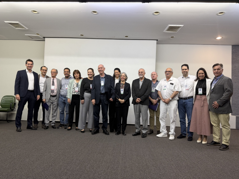 Colegas rendem homenagem ao “decano da ginecologia e obstetrícia”, José Renato Tosello
