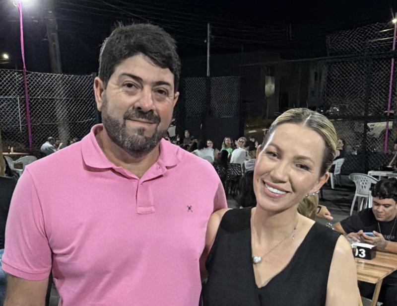 Andréia Oliveira e Fabiano Aparecido Lima