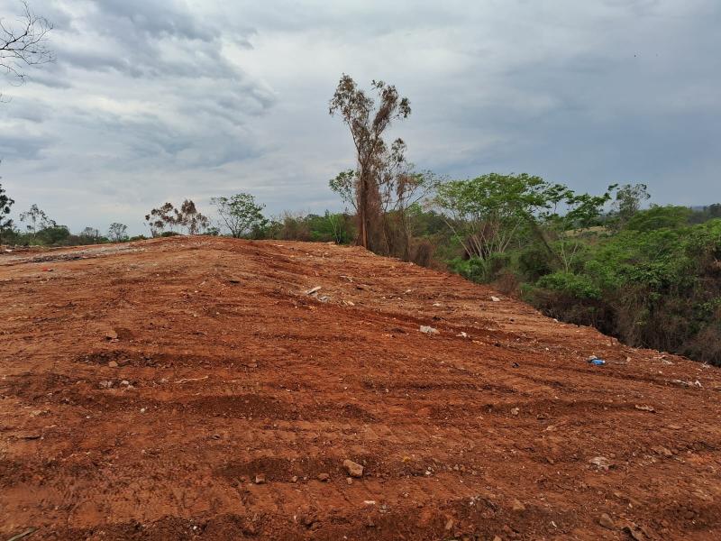 Nesta terça-feira, não existiam mais resquício de fumaça no local, embora cheiro forte persistisse
