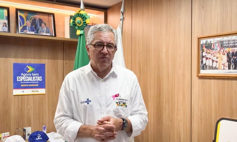 Ministro Alexandre Padilha participou do 1º Simpósio sobre Arboviroses