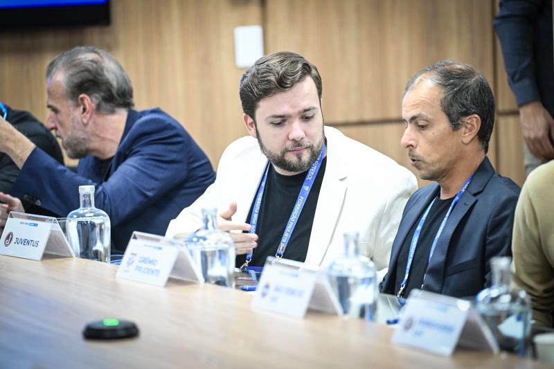 Clube esteve representado pelo presidente, André Garcia e pelo gerente de futebol, Luiz Silva