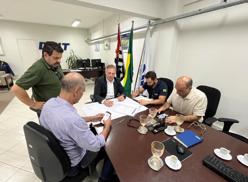 Prefeito Tupã levou solicitação ao DNIT, na capital paulista