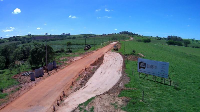 Vicinal EML- 224, que liga Emilianópolis à SP-501, recebe obra de pavimentação