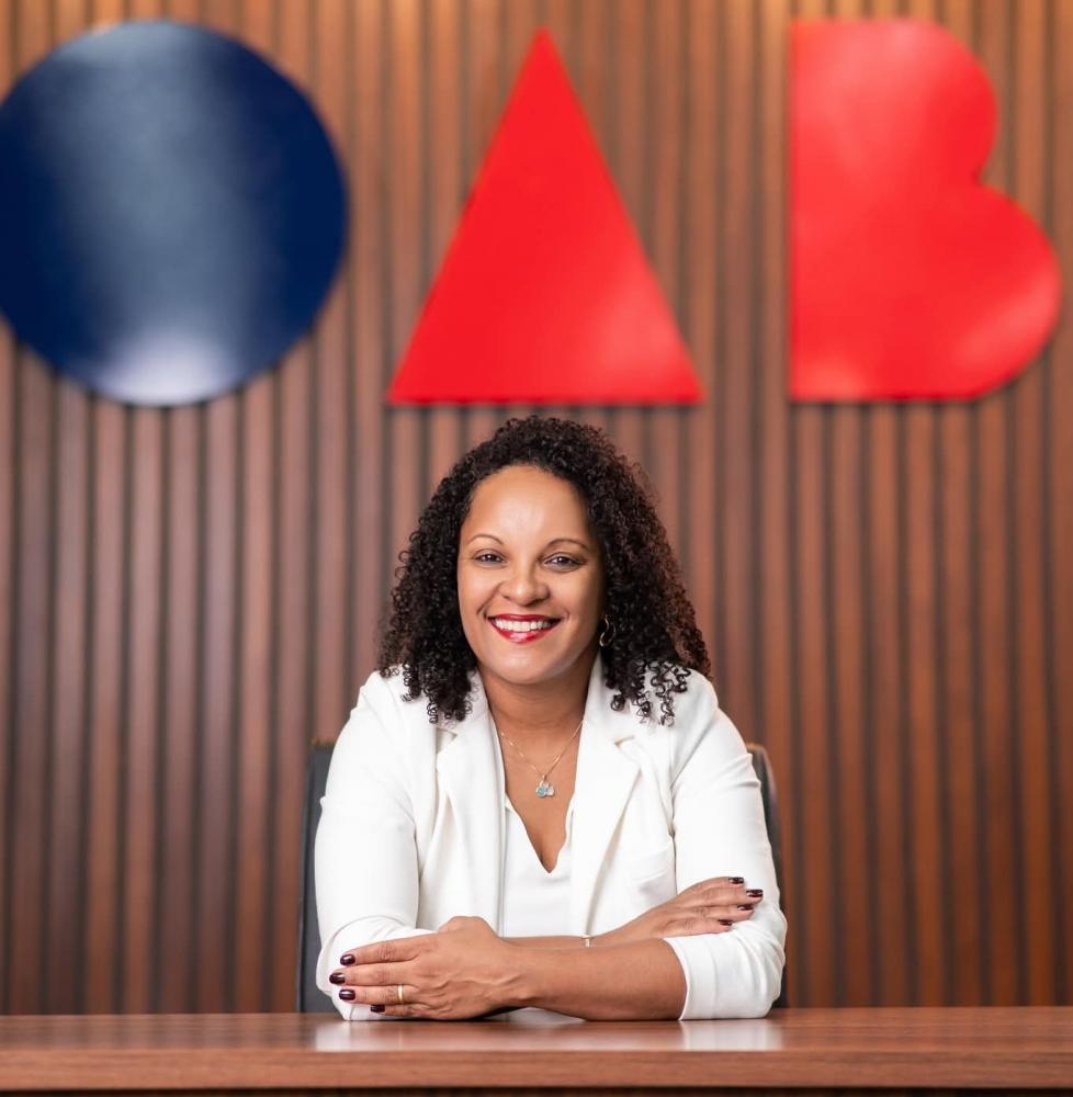 Viviane: “Ser a primeira mulher negra a presidir a OAB reforça a importância de mantermos esse debate vivo”