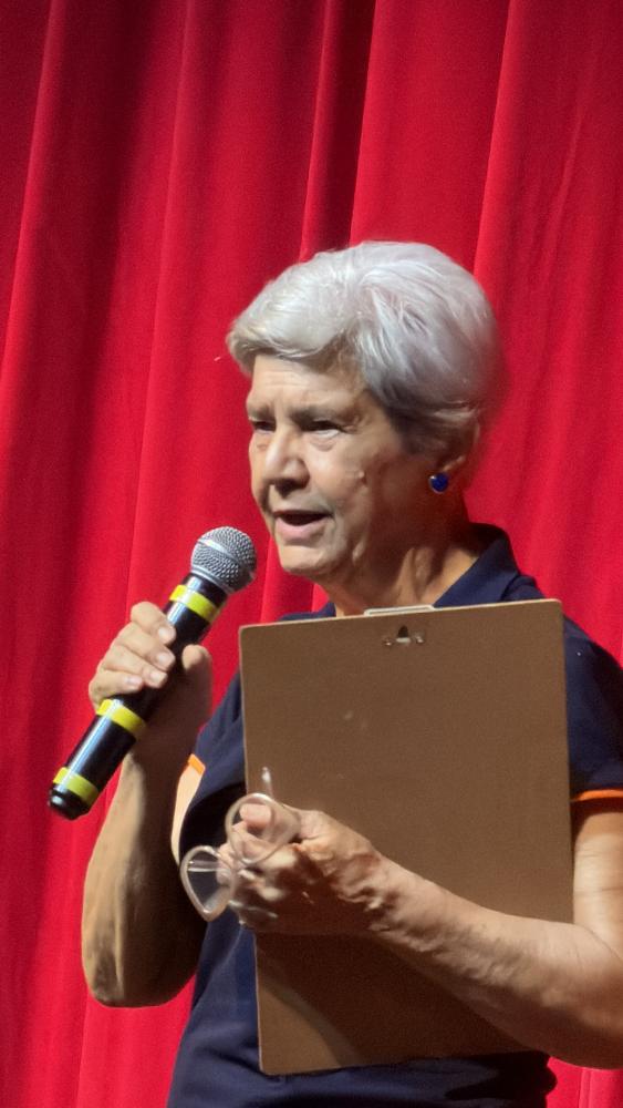 Discurso proferido por Ana Maria Delfim, diretora do Colégio Cotiguara, durante a Cantata de Natal