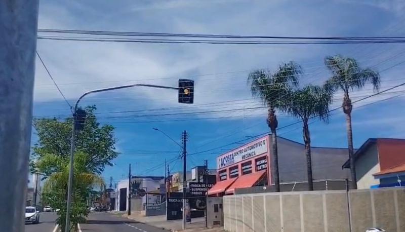 Semáforos começam a funcionar de forma definitiva nesta terça