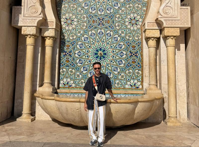 Cada detalhe, cada cor e a arte milenar dos mosaicos marroquinos trazem a riqueza que Muniz busca para seus projetos