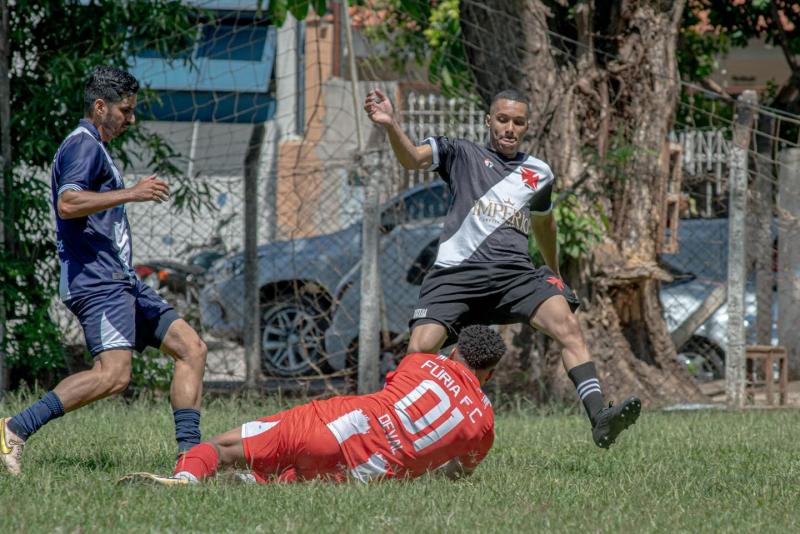 Pela Primeira Divisão, Fúria Parreira venceu o Vasco Ana Jacinta por 6 x 0