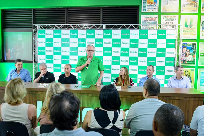Unoeste renova parceria com o Grêmio Prudente em cerimônia no campus 1