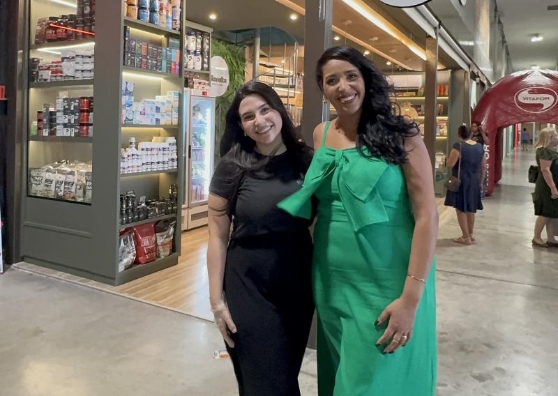 Carol Braghin e Samara Moraes: 1 ano da filial no Euromarket