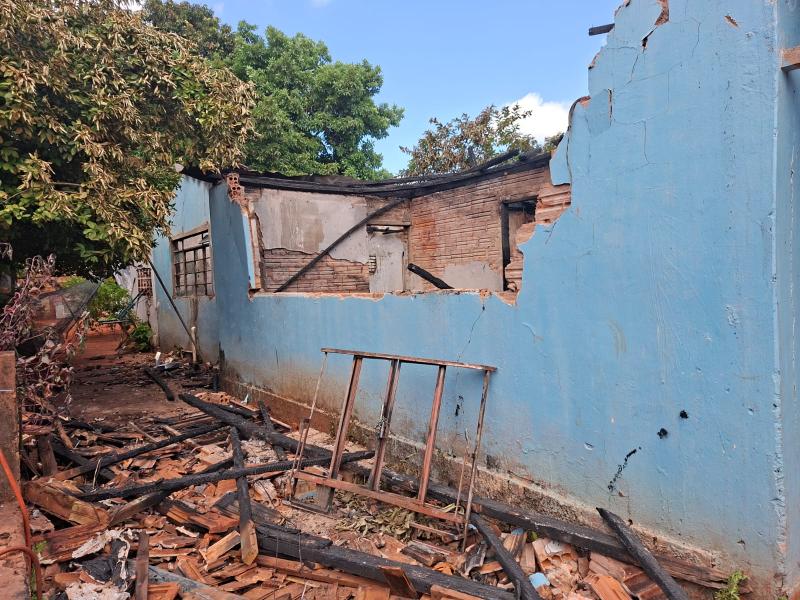 Após avaliação de estrutura, medida foi aconselhada para garantir segurança de moradores e vizinhos