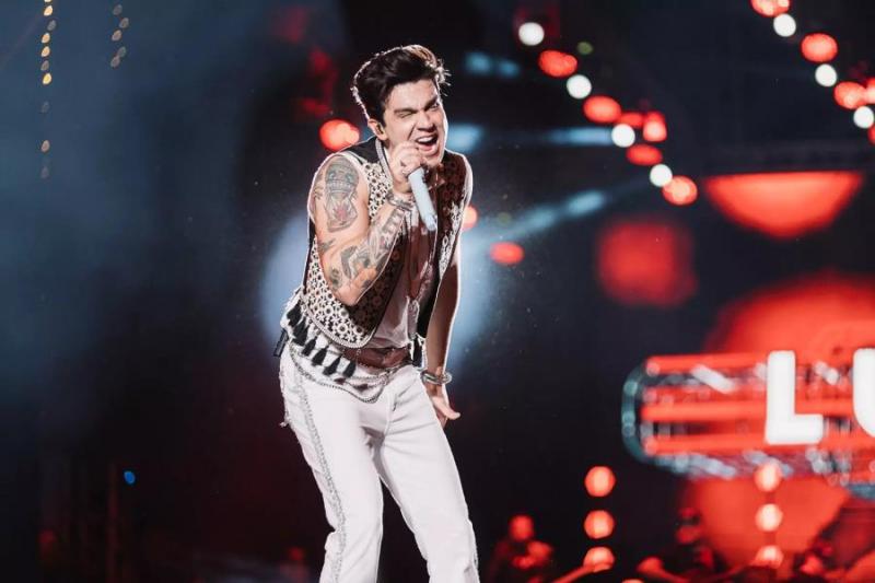Luan Santana canta no Prudente Rodeo Bulls, em maio de 2026