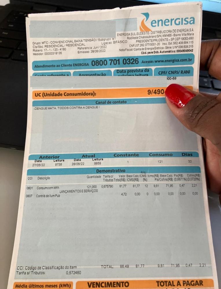 Clientes devem estar com conta de luz recente em mãos durante atendimento