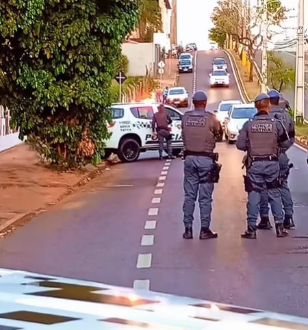 Ações de policiais militares resultaram na apreensão de 7,4 toneladas de drogas e 203 armas de fogo